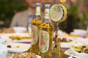 天津の有名なレストラン、狗不里でのFellowship受賞者ディナー